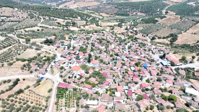 manisada-40-yillik-altyapi-yenileniyor-tM4RAn7J.jpg
