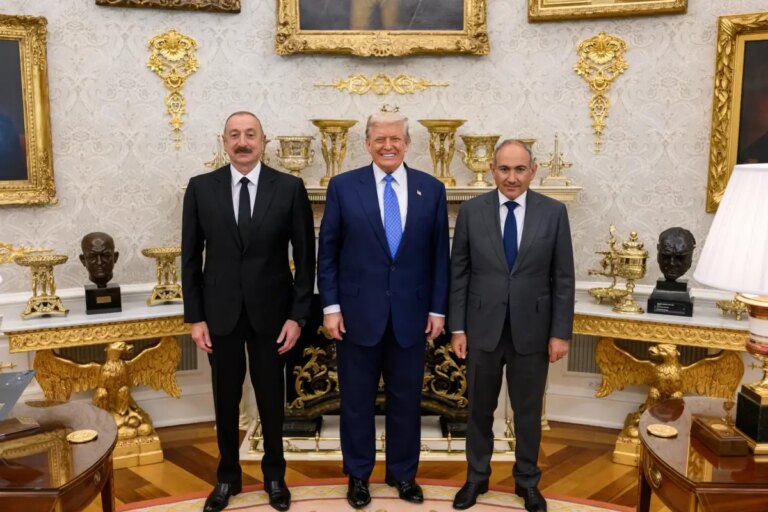 trumptan-azerbaycan-ermenistan-zirvesi-wTQZURyu.jpg