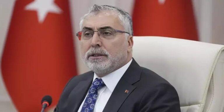 zam-tartismalarinda-son-aciklamayi-calisma-bakani-yapti-LNJUTe75.jpg