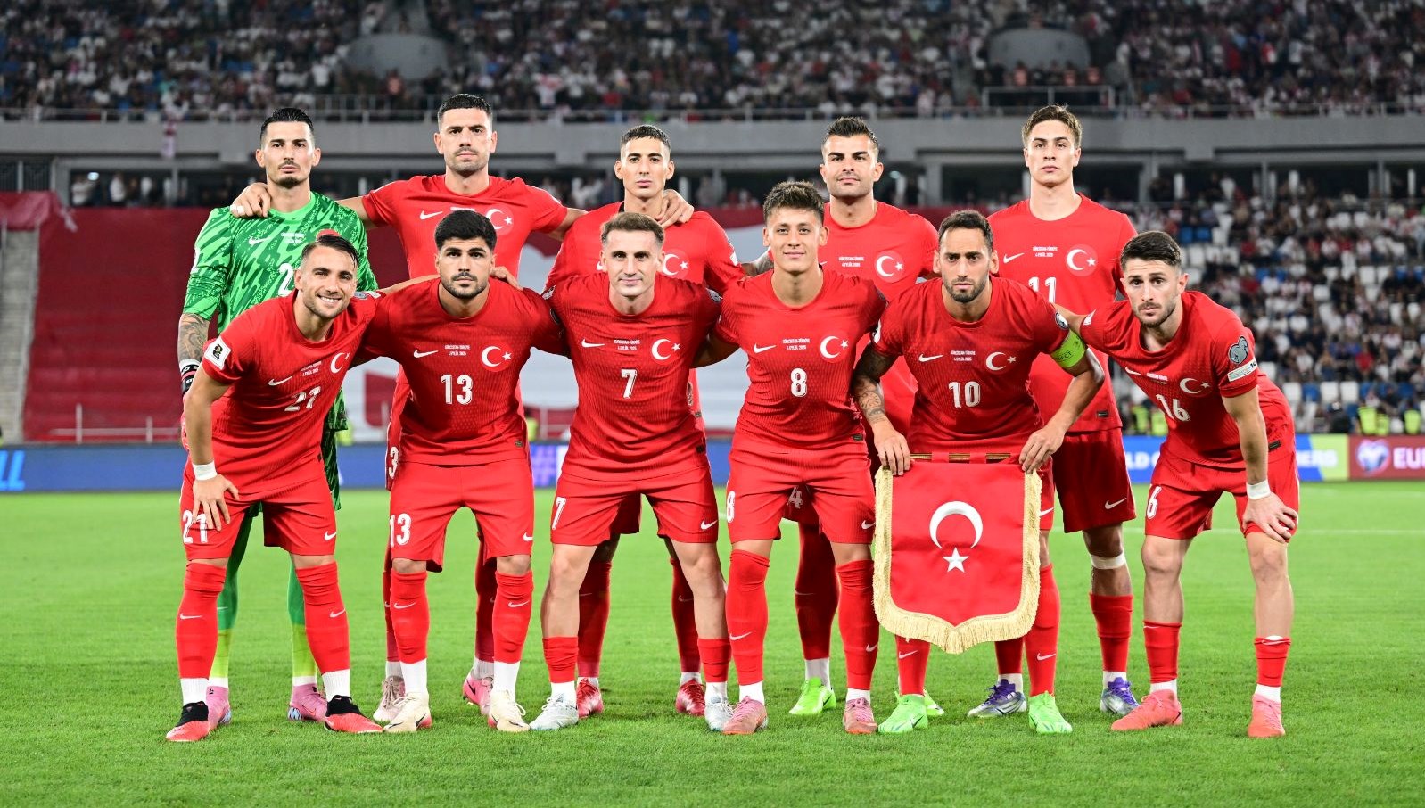 a-milli-takim-2de-2-icin-ispanya-karsisinda-ilk-11de-surpriz-xVzVmytA.jpg