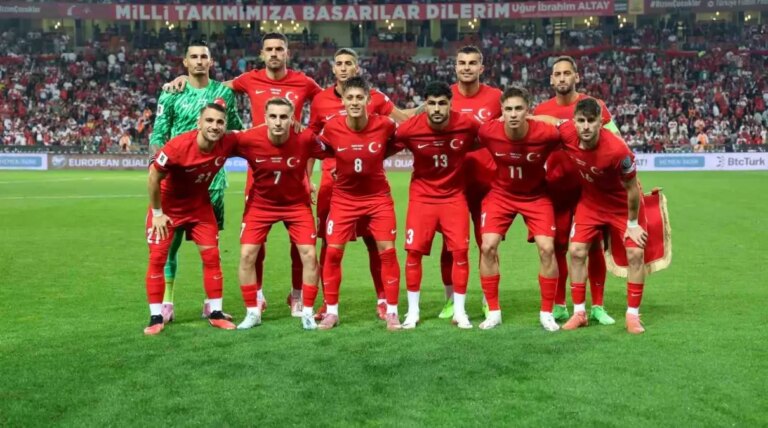 a-milli-takim-dunya-siralamasinda-27-sirada-n6LWvwJu.jpg