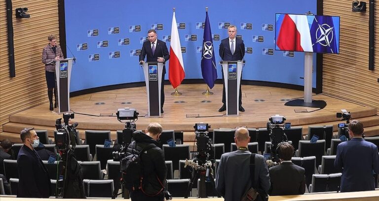 polonya-natonun-4-maddesinin-yururluge-sokulmasini-istedi-nHeM6jEr.jpg