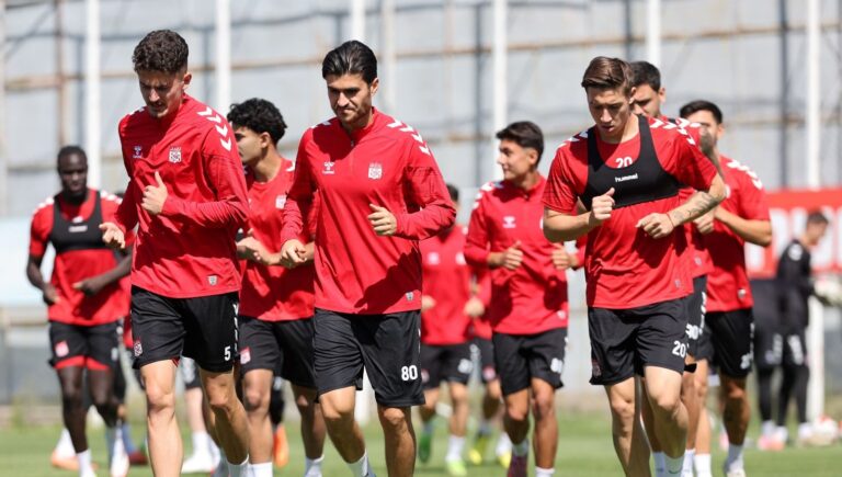 sivasspor-siran-macina-hazir-Tc9WsFuh.jpg