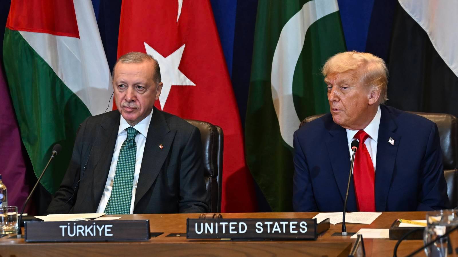 yeniden-refahtan-trump-gorusmesi-oncesi-erdogana-acik-destek-trumpin-ve-netanyahunun-savas-suclarini-yuzune-vuracaktir-DYn6e1PH.jpg
