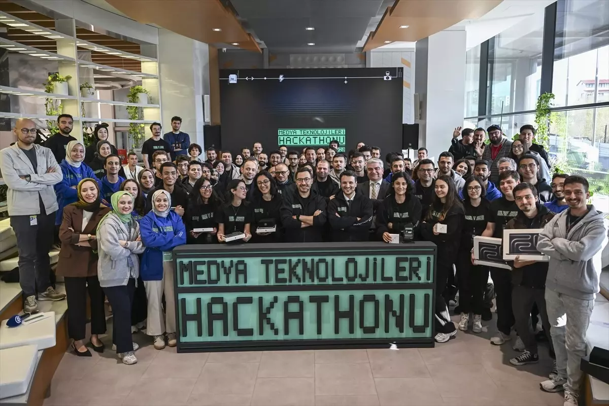 aa medya teknolojileri hackathonu v20 odul toreni 2 KA7EBHtg.jpg