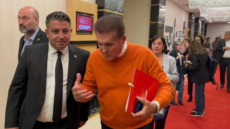 chpden-secim-hazirliklari-ve-elestiriler-QYFuX6UR.jpg