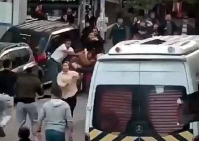 esenyurtta aileler arasinda kavga 3PB9IwJB.jpg