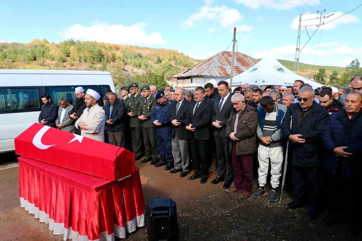 kibris gazisi cemal sahin son yolculuguna ugurlandi 7VOsv7dS.jpg