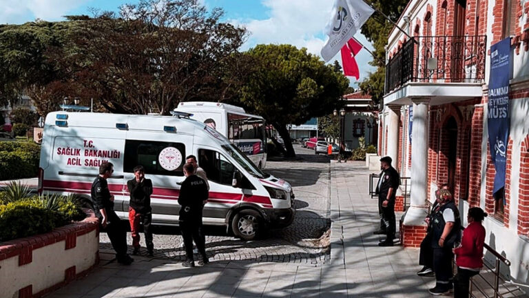 tekirdagda 2 aylik bebek sokaga terk edildi MdCekIOk.jpg