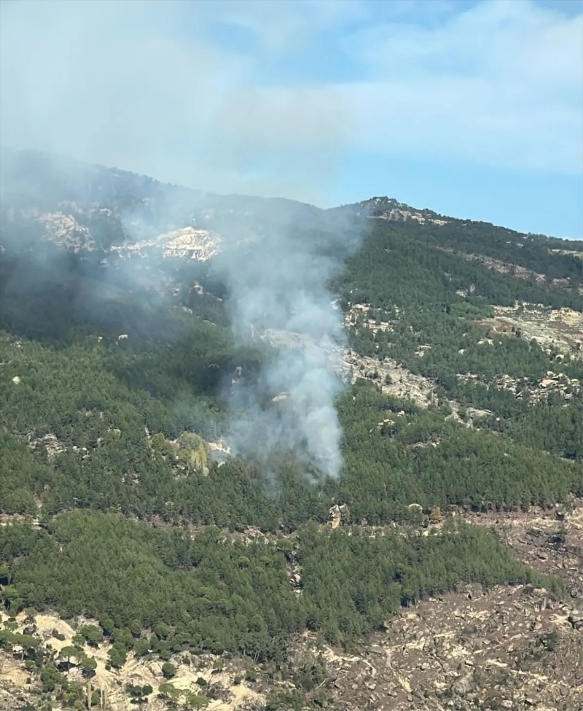 muglada orman yanginina havadan ve karadan mudahale fJ6i2Wk6.jpg