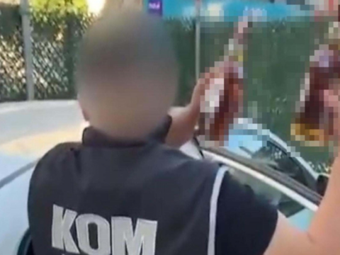 Izmirde 8 bin sise kacak icki yakalandi vS1LgZNx